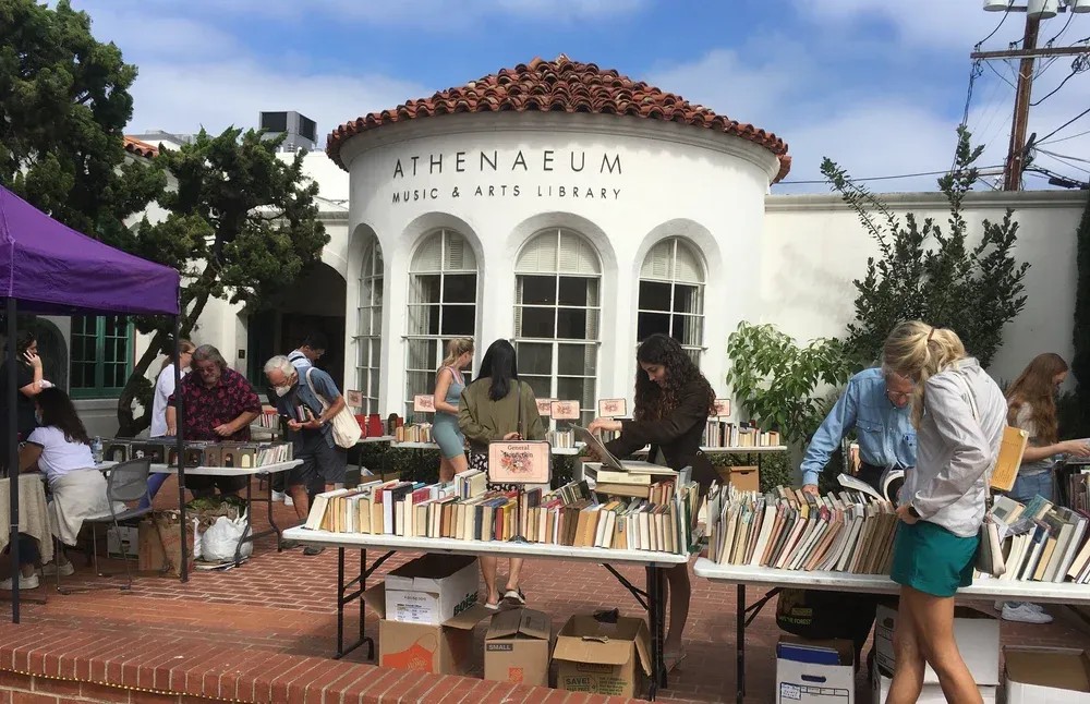 Quarterly Book Sale