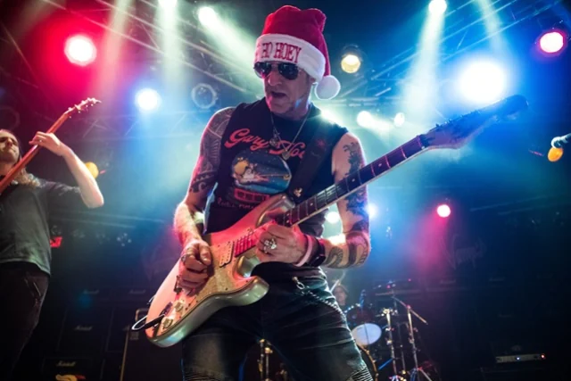 Gary Hoey's Rockin' Holiday Show