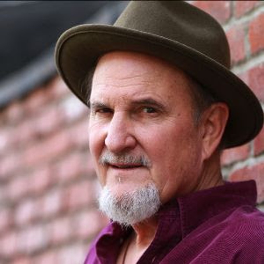 Live Music: Poul Pederson